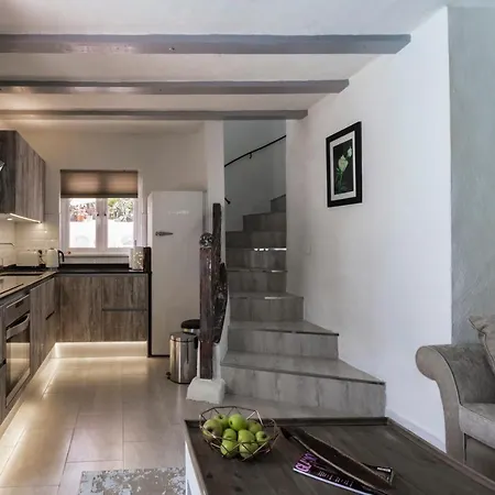 Deluxe Designer Historic Via Lactea, Panoramic Sea Views, Own Private Heated Pool And Subtropical Garden Villa *