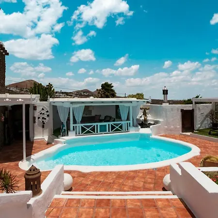 Deluxe Designer Historic Via Lactea, Panoramic Sea Views, Own Private Heated Pool And Subtropical Garden Villa La Asomada (Lanzarote)