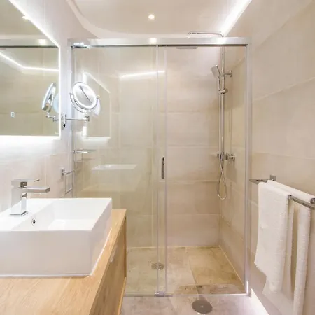 Deluxe Designer Historic Via Lactea, Panoramic Sea Views, Own Private Heated Pool And Subtropical Garden ヴィラ