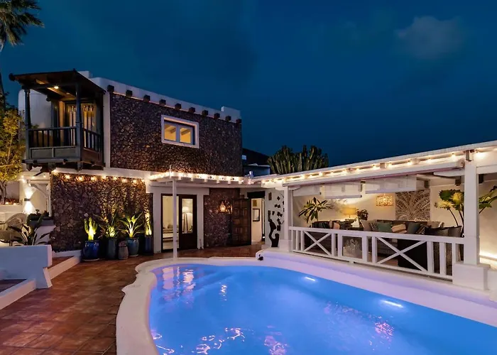 Deluxe Designer Historic Via Lactea, Panoramic Sea Views, Own Private Heated Pool And Subtropical Garden Villa *