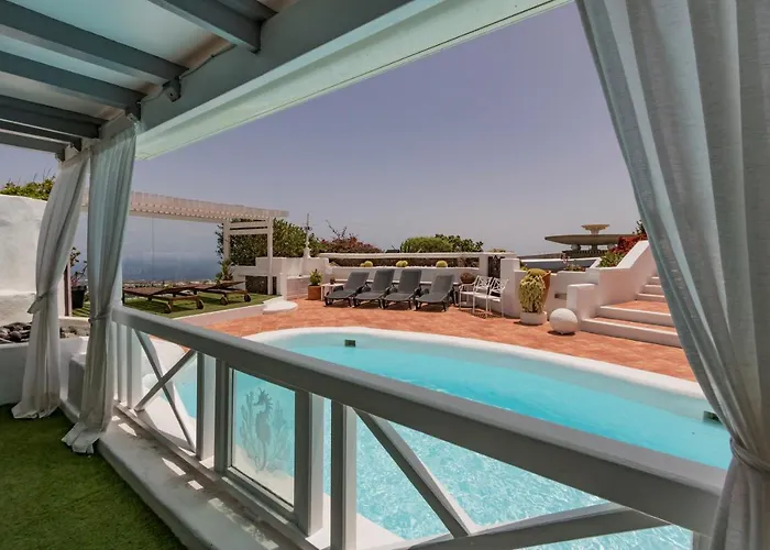 Deluxe Designer Historic Via Lactea, Panoramic Sea Views, Own Private Heated Pool And Subtropical Garden * La Asomada (Lanzarote)