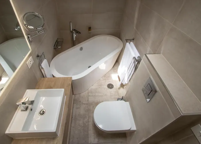 Villa Deluxe Designer Historic Via Lactea, Panoramic Sea Views, Own Private Heated Pool And Subtropical Garden *