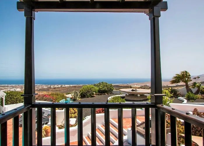 Villa Deluxe Designer Historic Via Lactea, Panoramic Sea Views, Own Private Heated Pool And Subtropical Garden *
