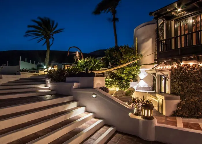 Villa Deluxe Designer Historic Via Lactea, Panoramic Sea Views, Own Private Heated Pool And Subtropical Garden